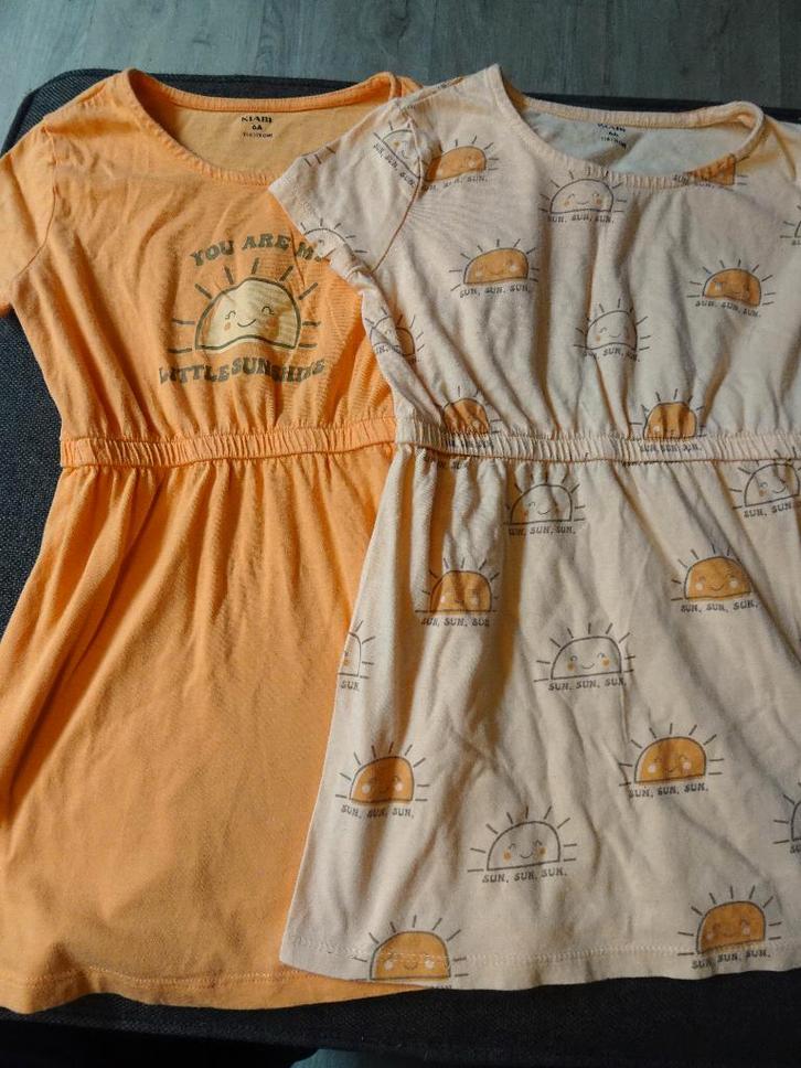 2 zomerjurkjes (kiabi – 6 jaar – Maat 114-119), Kinderen en Baby's, Kinderkleding | Maat 116, Zo goed als nieuw, Meisje, Jurk of Rok