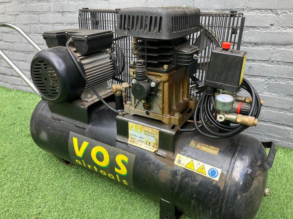 Compressor 50L 2cilinder, Bricolage & Construction, Compresseurs, 25 à 100 litres, Enlèvement, Utilisé, 6 à 10 bars
