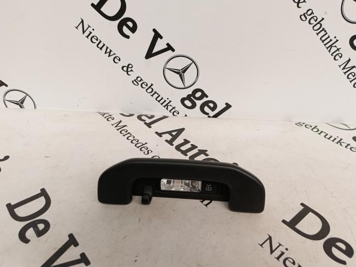 Eclairage intérieur arrière d'un Mercedes GLC-Klasse, Autos : Pièces & Accessoires, Éclairage, Mercedes-Benz, Utilisé, 3 mois de garantie