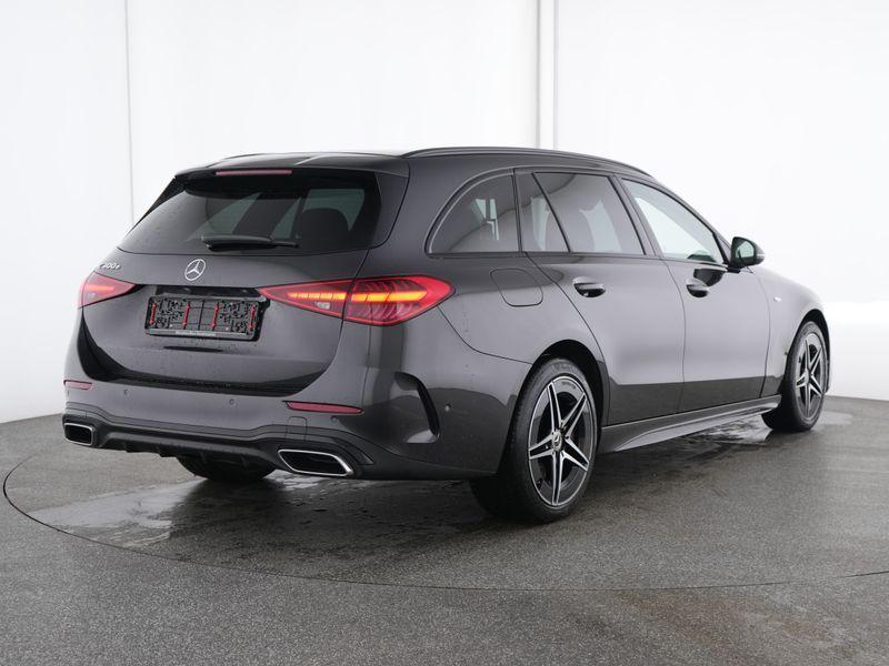 Mercedes-Benz C-klasse 300 e Break AMG Line | Trekhaak | Nig, Automaat, Zwart, 4 cilinders, Regensensor