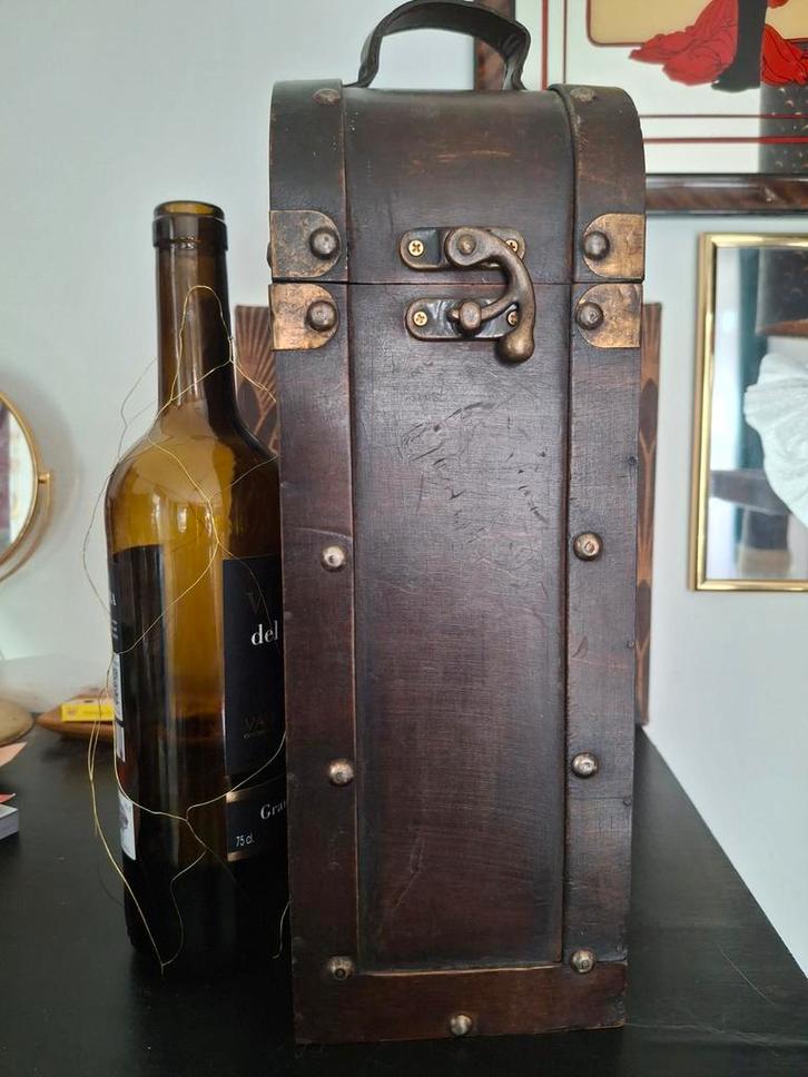 Boîte vintage vin, Maison & Meubles, Accessoires pour la Maison | Porte-bouteilles, Bois, Enlèvement