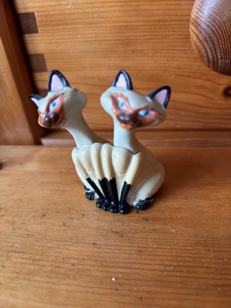 Disneyfiguur — Siamees in The la belle et le clochard, Ophalen of Verzenden, Overige figuren, Gebruikt, Beeldje of Figuurtje