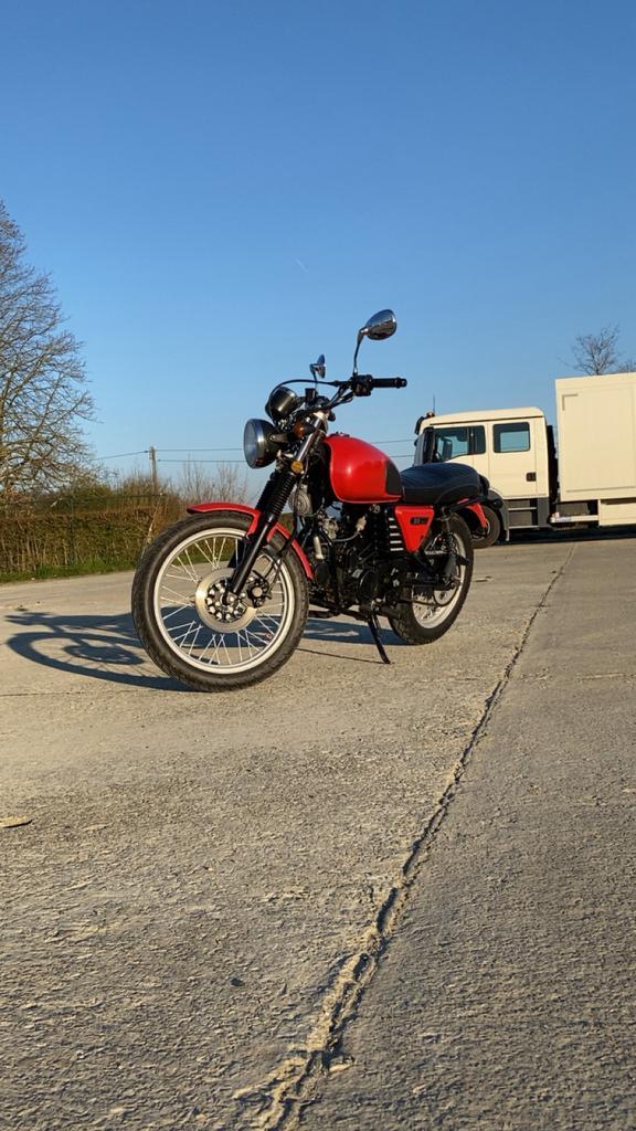 Ruile voor b klasse  of bod, Fietsen en Brommers, Brommers | Honda, Zo goed als nieuw, Overige modellen, Klasse B (45 km/u), Ophalen