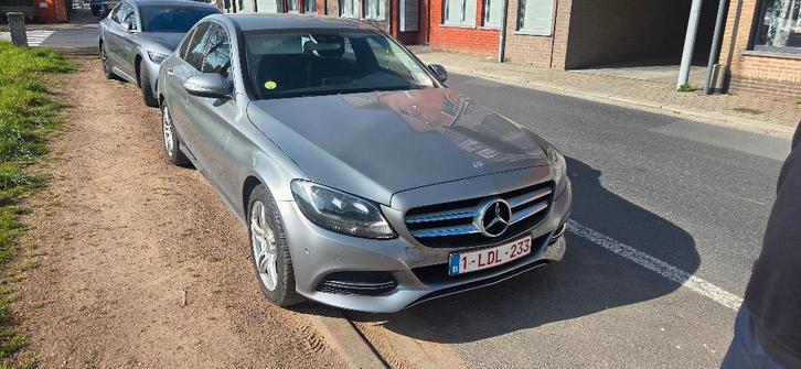 auto, Autos, Mercedes-Benz, Particulier, Classe C, Attache-remorque, Diesel, Boîte manuelle, Argent ou Gris, Cuir et Tissu, Enlèvement