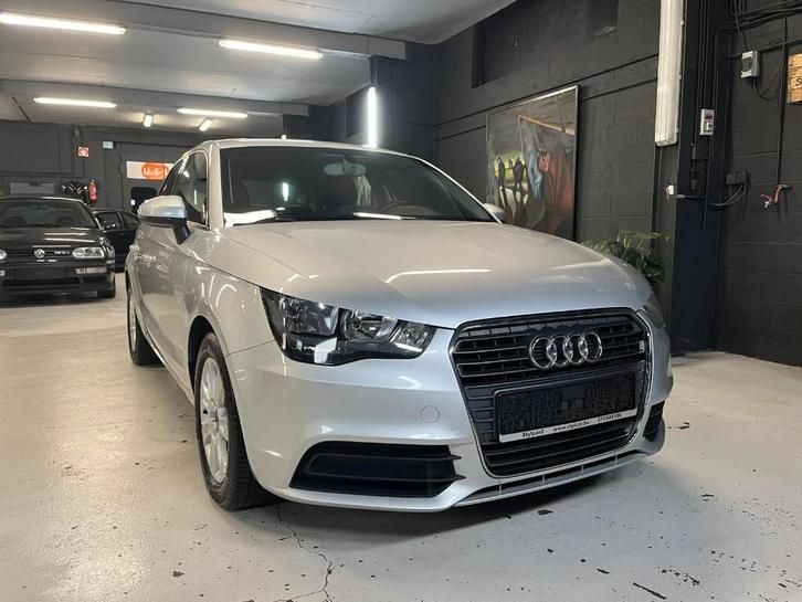 AUDI A1 **ATTRACTION** 12 MOIS DE GARANTIE, Auto's, Audi, Bedrijf, Te koop, A1, ABS, Airconditioning, Bluetooth, Boordcomputer