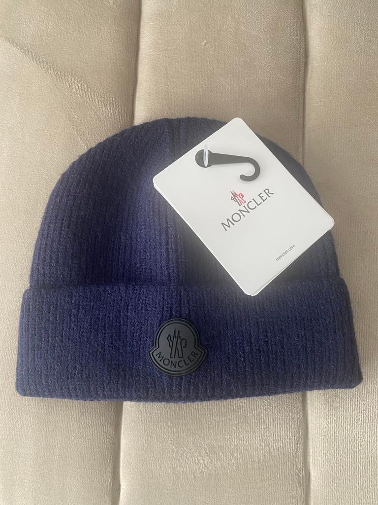 Chapeaux, Envoi, Comme neuf