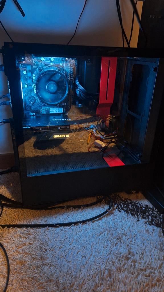 PC Gamer Ryzen 5 5500 - RX 5700 XT - 16 Go RAM - Windows 11, Computers en Software, Desktop Pc's, SSD, Ophalen