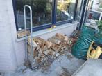 OPSLAG VAN HOUTBLOKKEN IN DE BUITENLUCHT, Tuin en Terras, Brandhout, Ophalen