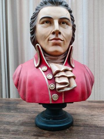Buste Mozart. Geschilderd. H. 51 cm beschikbaar voor biedingen