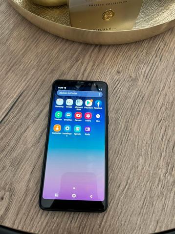 Samsung Galaxy A8 top staat krasvrij Geen enkele kras beschikbaar voor biedingen
