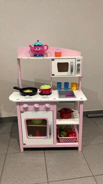 Kinder keukentje beschikbaar voor biedingen