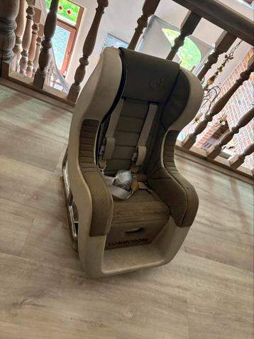 GRATIS oude autostoel Storchenmühle beschikbaar voor biedingen