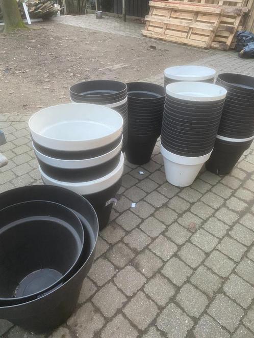 Bloem potten, Tuin en Terras, Bloempotten, Nieuw, Kunststof, Binnen, Balkon, Ophalen of Verzenden