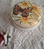 Engels Fudge vlinder blikje dagpauwoog vlinder , Peacock, Verzamelen, Blikken, Ophalen of Verzenden, Gebruikt, Overige, Overige merken