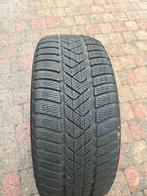 Pirelli SottoZero3 245 45 R18 Winterbanden, Auto-onderdelen, Banden en Velgen, Ophalen, 18 inch, Winterbanden, Band(en)