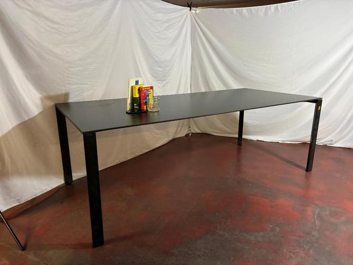 Designtafel, Huis en Inrichting, Tafels | Eettafels, Zo goed als nieuw, 50 tot 100 cm, 200 cm of meer, Vijf personen of meer, Rechthoekig