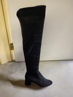 Knie laarzen suède Unisa, Kleding | Dames, Schoenen, Hoge laarzen, Zwart, Nieuw, Ophalen of Verzenden