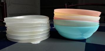 Tupperware vintage – 6 kommetjes met deksel - pastel