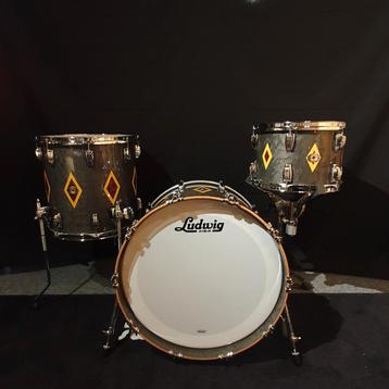 Ludwig 110th Anniversary Legacy Charcoal Birdseye Exotic, Musique & Instruments, Batteries & Percussions, Enlèvement ou Envoi