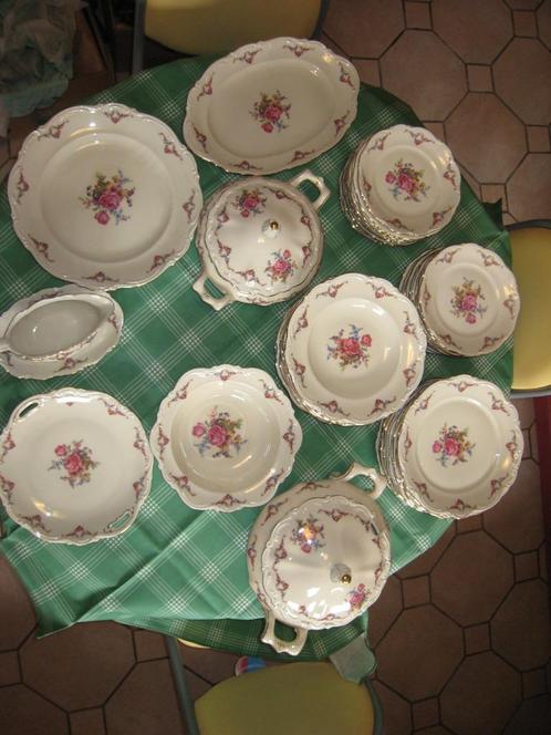 Service vintage vaisselle porcelaine, Antiquités & Art, Antiquités | Services (vaisselle) complet, Enlèvement