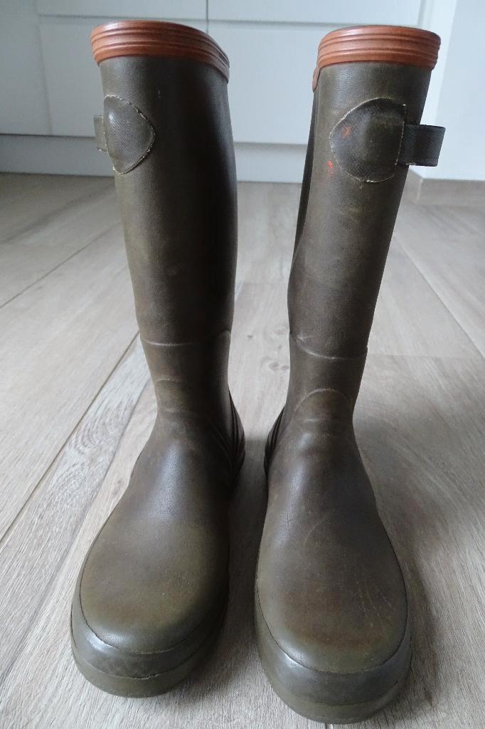 Bosgroene laarzen Aigle maat 30, Kinderen en Baby's, Kinderkleding | Schoenen en Sokken, Gebruikt, Laarzen, Jongen of Meisje, Ophalen of Verzenden