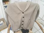Nieuwe Cardigan 5 euro beige kleur borstomtrek ong. 115cm, Ophalen of Verzenden, Nieuw, Beige