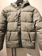 Jas jongens, Enlèvement, Manteau