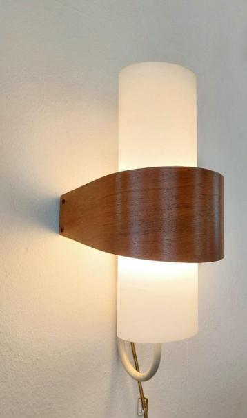 Gezocht: het glas van de NX40 wandlamp Louis Kalff, Enlèvement ou Envoi, Verre