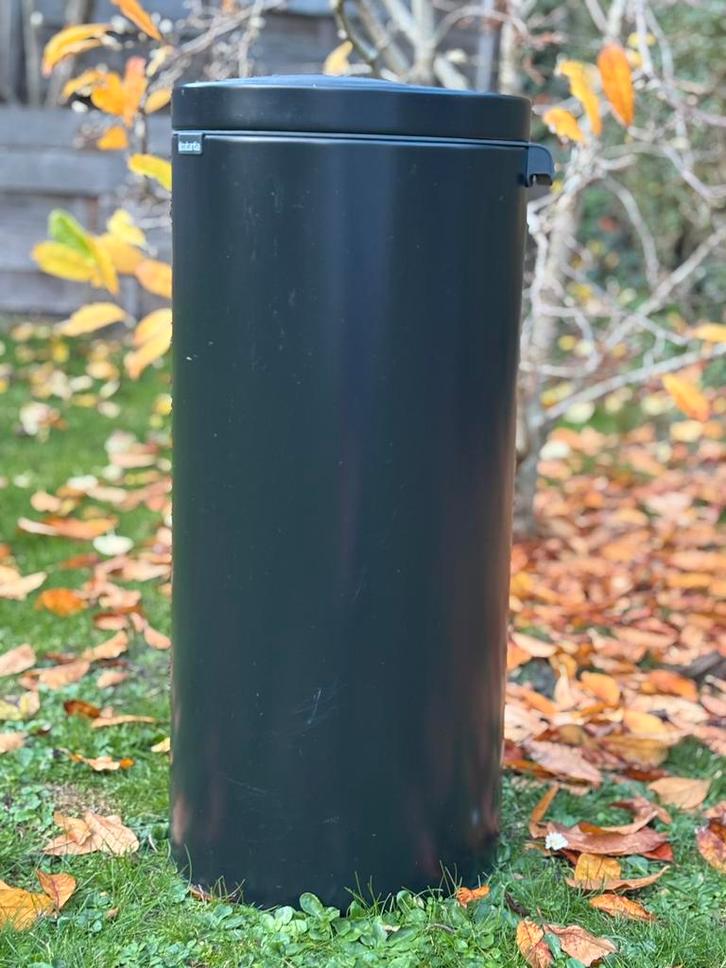 Poubelle Brabantia 30 litres, Maison & Meubles, Accessoires pour la Maison | Poubelles, Utilisé, Enlèvement