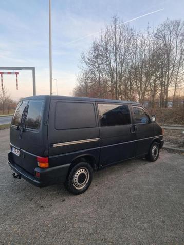 Camping-car Volkswagen T4 Stealth, Volkswagen, Jusqu'à 4 m, Diesel, Modèle Bus