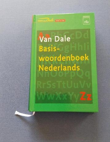 woordenboeken Van Dale beschikbaar voor biedingen