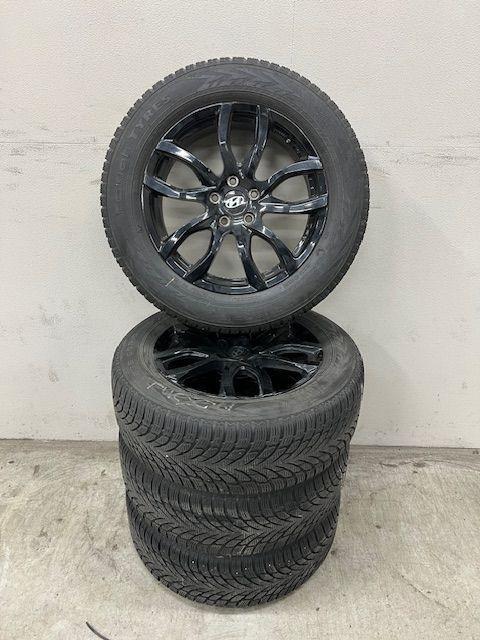 Winterset Hyundai Tucson Nokian WR SUV4 235/60 R18, Autos : Pièces & Accessoires, Pneus & Jantes, Pneus et Jantes, Pneus hiver