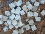 Kasseien vermoed portugese graniet. Ongeveer 8x8x8 cm 60m, Ophalen, Zo goed als nieuw