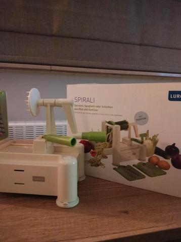 Lurch Spirali groentenspiraalsnijder, zo goed als nieuw beschikbaar voor biedingen