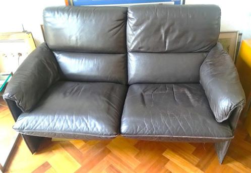 Leolux Bora Beta leder leer 2 zits bank. Verstelbare rug., Huis en Inrichting, Zetels | Zetels, Gebruikt, Rechte bank, Tweepersoons