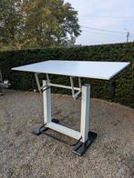 Tekentafel verstelbaar, Doe-het-zelf en Bouw, Tekentafels, Ophalen, Gebruikt