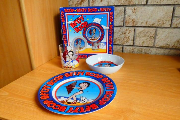 Betty Boop serviesgoed is uit 1994., Verzamelen, Beelden en Beeldjes, Nieuw, Mens, Ophalen of Verzenden