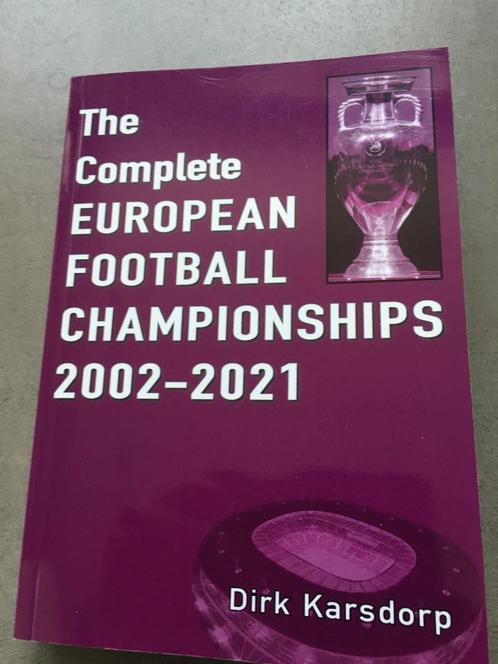 The Complete European Football Championships 2002 - 2021, Boeken, Sportboeken, Zo goed als nieuw, Balsport, Ophalen of Verzenden