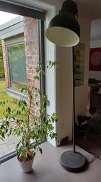 Staande lamp HEKTAR (Ikea), Huis en Inrichting, Lampen | Vloerlampen, Ophalen, Zo goed als nieuw, Metaal, 150 tot 200 cm