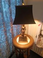 Prachtige lamp, Ophalen