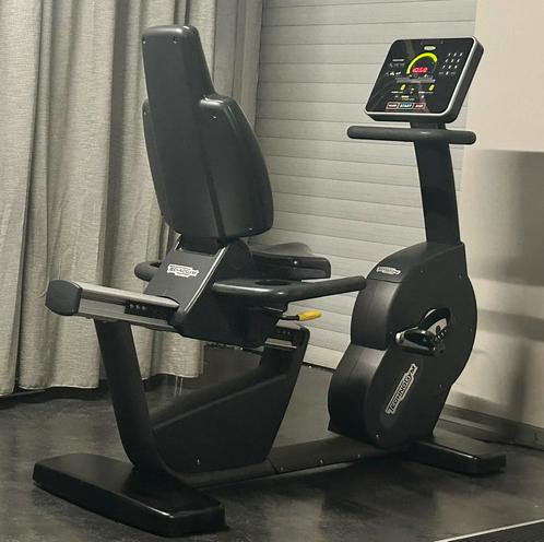 TECHNOGYM RECUMBENT RECLINE FORMA BIKE, Sport en Fitness, Fitnessmaterialen, Zo goed als nieuw, Ophalen of Verzenden