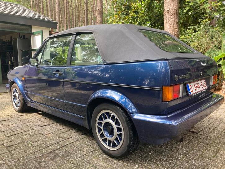 Golf cabrio Karmann, Autos, Volkswagen, Particulier, Golf, Radio, Essence, Euro 1, Cabriolet, 2 portes, Boîte manuelle, Bleu, Beige