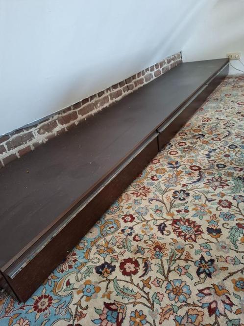 Zeer mooie designkast - gratis, Huis en Inrichting, Kasten | Wandmeubels, Ophalen