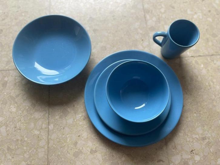 Blauwe serviesset, Antiek en Kunst, Antiek | Keramiek en Aardewerk, Ophalen of Verzenden