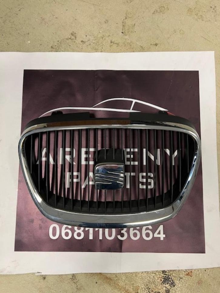 Seat Leon 1P Seat Altea 5P Grille Grill Chrome 1P0853654, Auto-onderdelen, Overige Auto-onderdelen, Seat, Gebruikt, Ophalen of Verzenden
