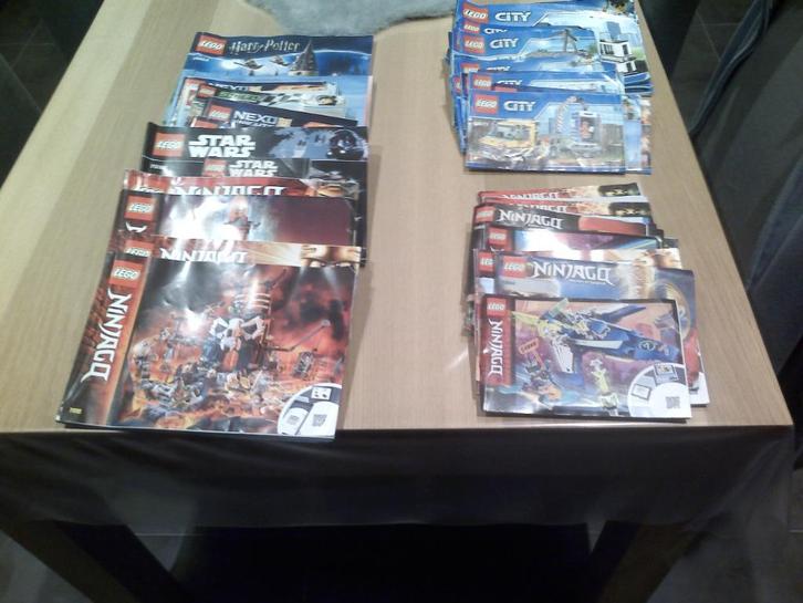 Lot van 75 Lego bouwboekjes., Kinderen en Baby's, Speelgoed | Duplo en Lego, Gebruikt, Lego, Ophalen of Verzenden