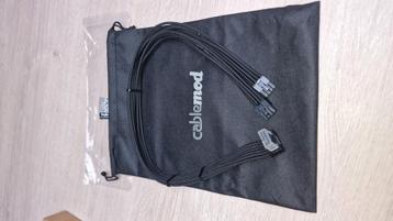 CABLEMOD pro modflex 12v-2x6 90c vers 2x8 pin pci-e beschikbaar voor biedingen