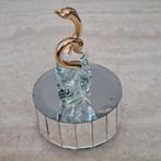 Muziek box 'Swan Lake', Ophalen