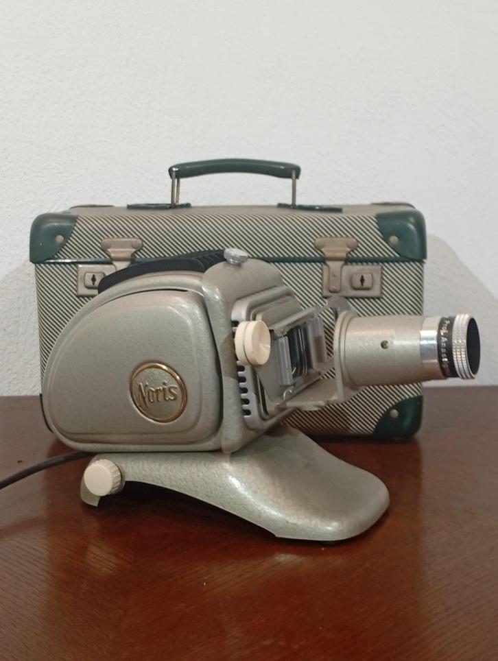 Vintage Noris Trumpf slide diaprojector met draagkoffer, Audio, Tv en Foto, Diaprojectoren, Gebruikt, Ophalen of Verzenden
