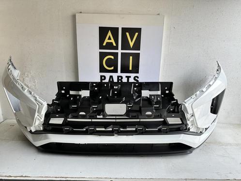 Mitsubishi Eclipse Cross voorbumper bumper 6400-H717ZZ, Auto-onderdelen, Carrosserie, Bumper, Mitsubishi, Voor, Gebruikt, Ophalen of Verzenden